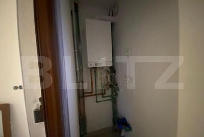 Casă cu 7 camere cu Teren 500 Mp în Central - 15