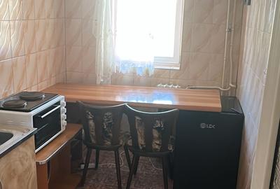 Apartament cu 2 camere semidecomandat, mobilat în Tomis Nord - 1