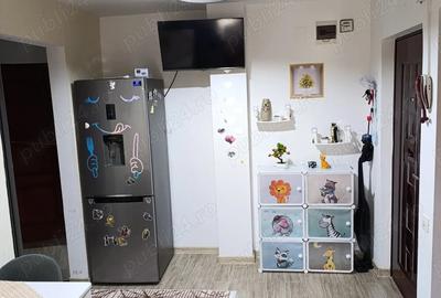 Vand apartament decomandat 2 camere - 1