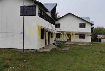 Casă cu 4 camere cu Teren 11250 Mp în Teișani - 13