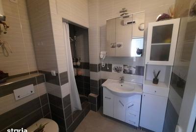 Casă cu 5 camere cu Teren 675 Mp în Burdea - 13
