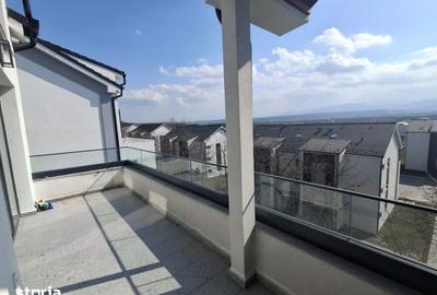 Apartament cu 5 camere în Central - 13