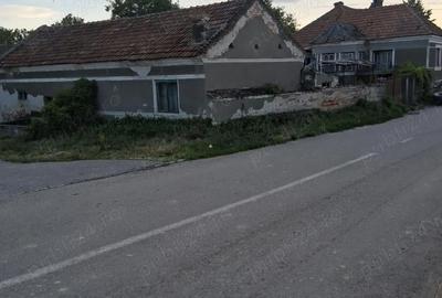 Casă în Săcel - 4