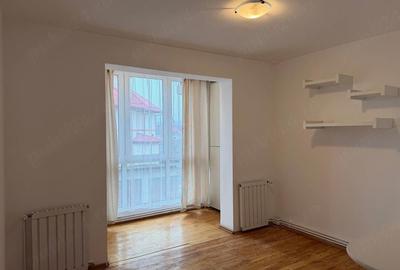 Apartament cu 3 camere decomandat în Central - 4