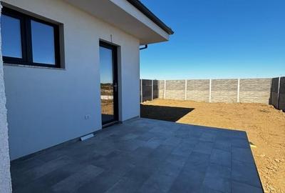 Duplex cu 3 camere cu Canalizare în Moșnița Nouă - 3