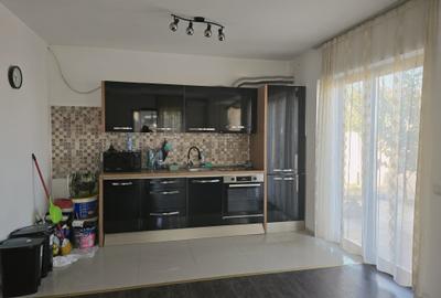 Duplex semimobilat - 3 camere - 2 aere conditionate - 15 min  mers pe jos de RTB - 3