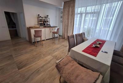 Apartament 3 camere 2 bai parcare zona Doamna Stanca - 1