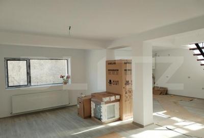 Casă cu 7 camere cu Teren 600 Mp în Central