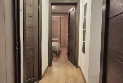 Vânzare apartament 3 camere, parter, 60 mp,  Piața Sudului - 8