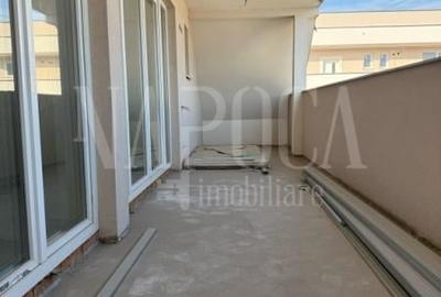 Apartament 4 camere de vanzare in Floresti - 11