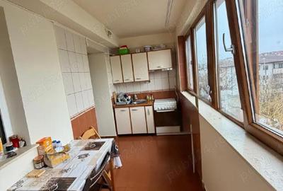 Apartament cu 2 camere semidecomandat în Trivale - 6