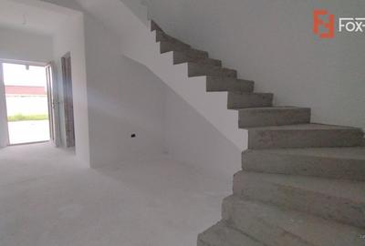 Duplex cu 4 camere cu Teren 280 Mp în Covaci - 3