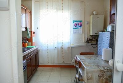 Apartament cu 4 camere semidecomandat în Central - 9