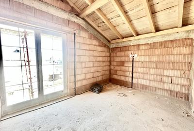 Duplex cu 4 camere cu Canalizare în Moșnița Veche - 10