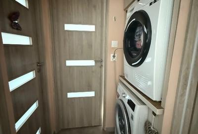 Apartament cu 2 camere semidecomandat, mobilat în Girocului