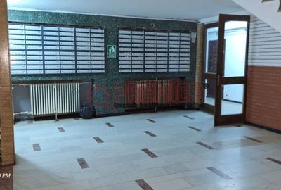 Garsonieră în Apărătorii Patriei