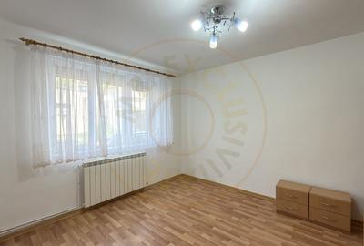 Apartament cu 2 camere decomandat, mobilat în Carei - 3