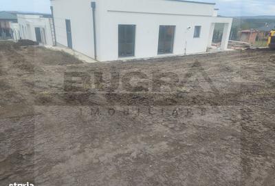 Casă cu 4 camere cu Teren 450 Mp în Apahida