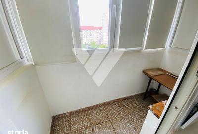 Apartament cu 3 camere decomandat, mobilat în Vasile Aaron - 2