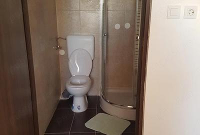 Apartament cu 6 camere decomandat în Central - 2