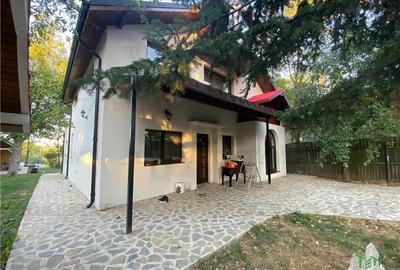 Casa moderna, utilata si mobilata, cu teren de 1000 mp in sat.Cascioarele Jud.Ca - 1