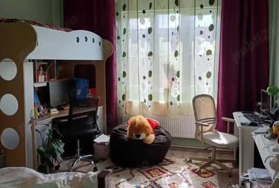 Casă cu Teren 322 Mp în Central - 4