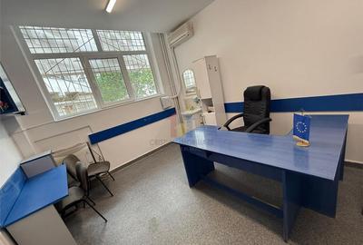 Spațiu comercial, de 40 mp, în Central - 10