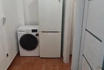 Casă cu 2 camere decomandat în Casa de Cultură - 1