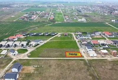 Teren de 746 mp, în Central - 2