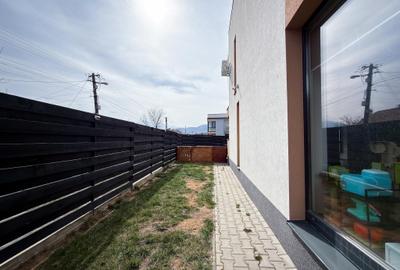 Casă cu 4 camere cu Canalizare în Exterior Vest - 2