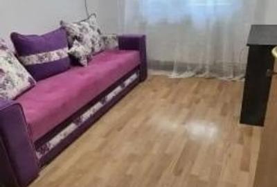 Apartament cu 3 camere decomandat, mobilat în Poarta 6 - 2