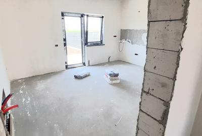 Casă individuală cu 4 camere cu Canalizare în Cumpăna - 8