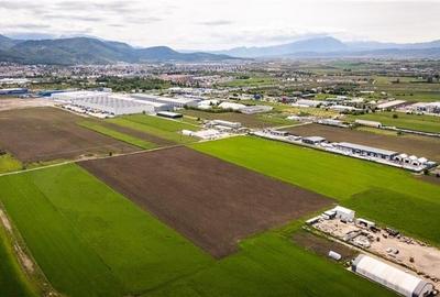 FILM! Teren intravilan, cu PUZ, pe 10.000 mp, Grivitei, Brasov - 2