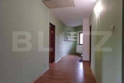 Casă cu 5 camere cu Teren 600 Mp în Central - 7