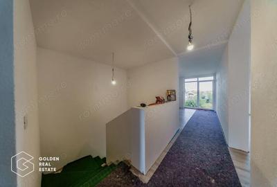 Casă cu 4 camere cu Teren 753 Mp în Sânnicolau Mic - 12