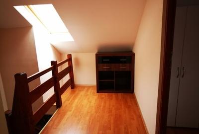 Apartament pe 2 niveluri -Central Sinaia - 8