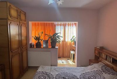 2 cam, etaj 2, 58 mp., decomandat, 2 balcoane, Cuza Voda - 11