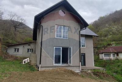 Vila / casa de vanzare in Simleu Silvaniei - comision 0% - 2