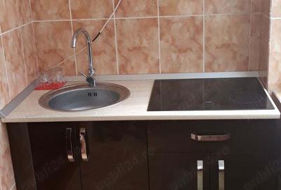 VANZARE sau INCHIRIERE apartament 2 camere decomandant Calafat - 3