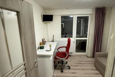 Apartament cu 2 camere decomandat în Teiul Doamnei - 2