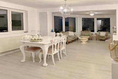 Proprietate compusa din 2 case - 2