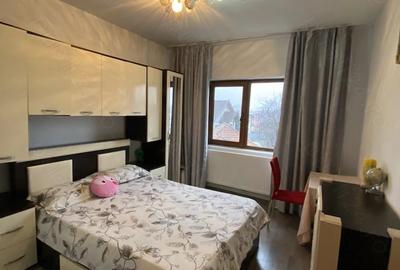 Apartament cu 3 camere decomandat în Central - 4