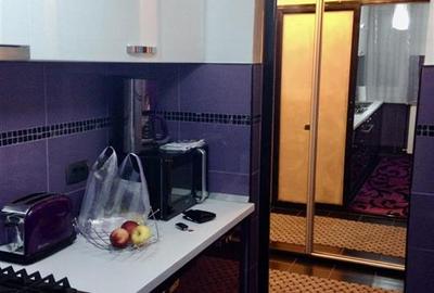 Garsoniera de inchiriat | decomandata | B-dul Victoriei - 5