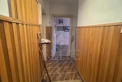 Apartament 4 camere în zona STRAZII SCARISOARA - 10