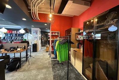 Birouri in cladirea Domus II Office Building - 8