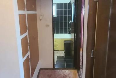 Apartament cu 3 camere decomandat în Central - 3