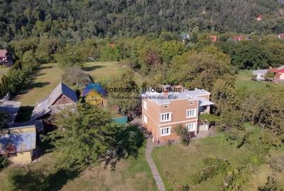 Casa traditionala de vanzare - Alexandru cel Bun- view spre munte si lac - 1