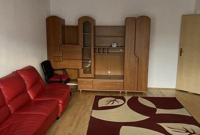 Apartament cu 2 camere decomandat în 1 Decembrie - 3