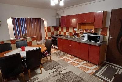 Apartament cu 2 camere decomandat în Central - 2