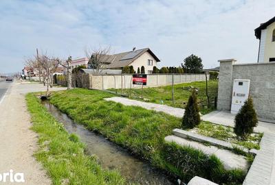 Teren de 1298 mp, în Central - 4